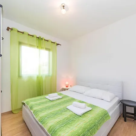Appartement One-bedroom In Okrug Donji Donji Okrug (Ciovo)