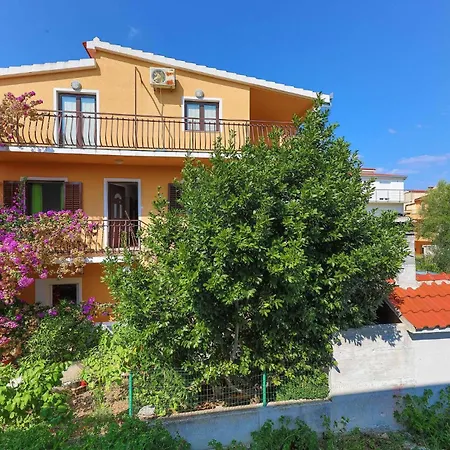 公寓 One-bedroom In Okrug Donji *
